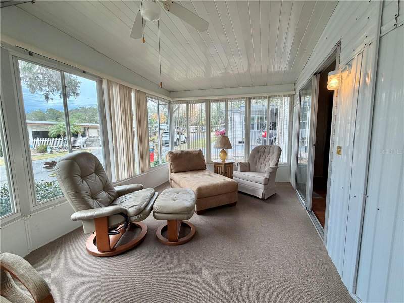 2 bedroom Mobile Home at 211 Aspen Circle, Hawthorne At Leesburg A Coop, Leesburg — photo 4