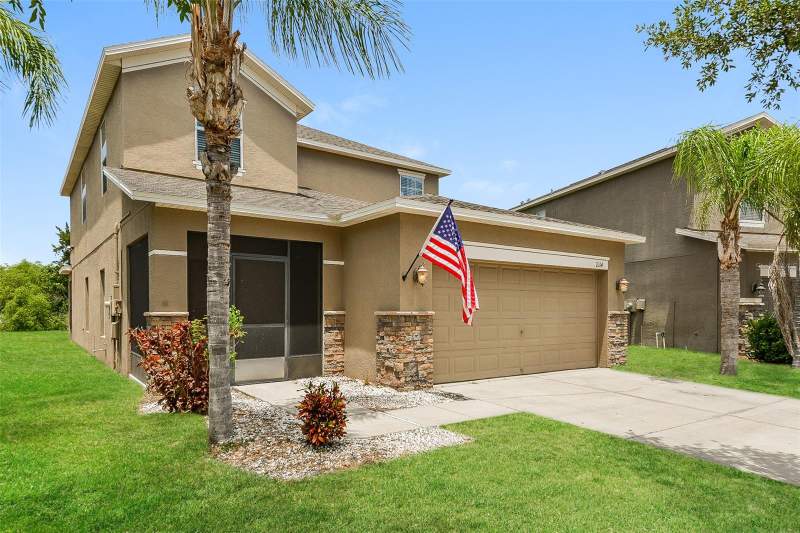 5 bedroom Single Family Residence at 2114 Richwood Pike Drive, Hawks Point Ph 1B-1, Ruskin — photo 2