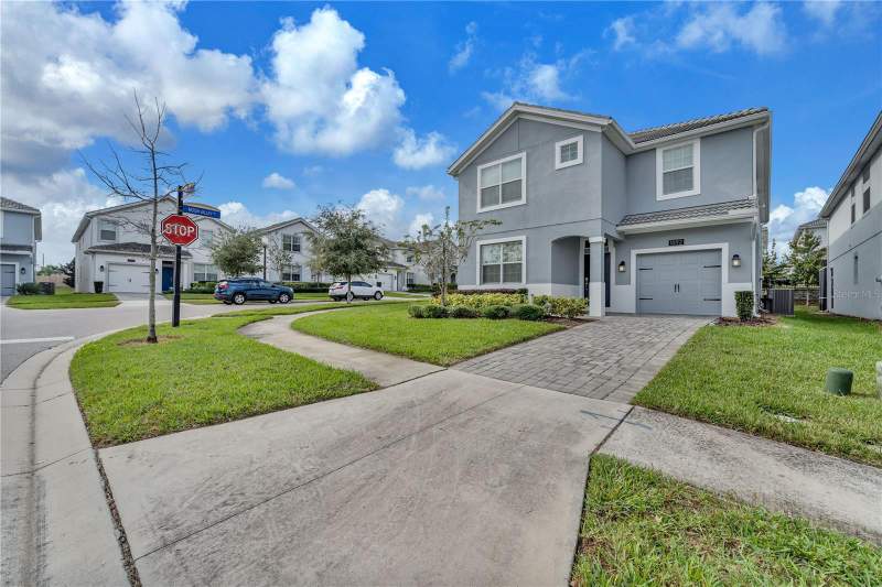 6 bedroom Single Family Residence at 1592 Flange Drive, Stoneybrook South Ph I-1 & J-1, Davenport — photo 3