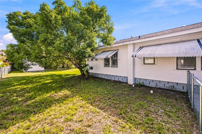 2 bedroom Single Family Residence at 20315 The Granada, Minnetrista, Dunnellon — photo 5