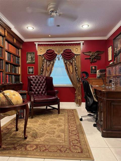 9814 Oslin Street, Tampa FL - photo 18 of 28