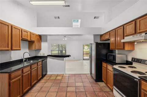 16104 Sandhill Road, Winter Garden FL - photo 20 of 48