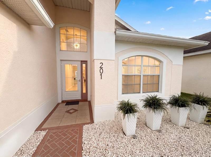 3 bedroom Single Family Residence at 201 Prather Drive, Ridgewood Lakes Village 04A, Davenport — photo 3
