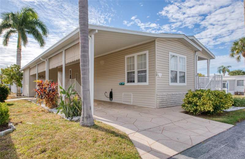 2 bedroom Manufactured Home at 18675 US Highway 19 #138, Clearwater, Clearwater — photo 3