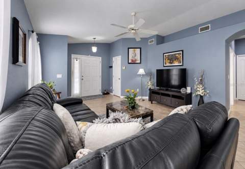 7746 Carriage Pointe Drive, Gibsonton FL - photo 6 of 6