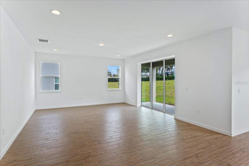 4 bedroom Single Family Residence at 5415 NICKERBEAN STREET, CROSSROADS AT KELLY PARK, APOPKA — photo 3
