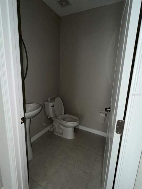 15434 Miller Creek Drive, Sun City Center FL - photo 10 of 25