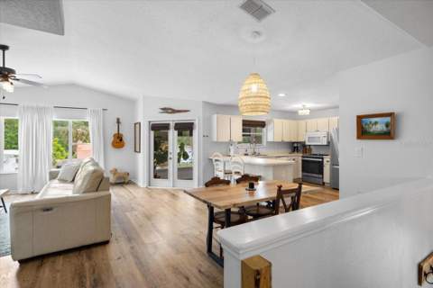 7264 Aberdeen Court, Weeki Wachee FL - photo 11 of 56