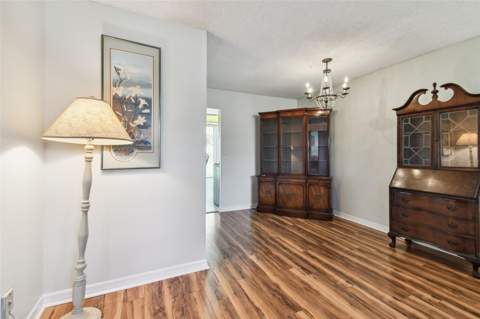 5095 Bay Street #103, St Petersburg FL - photo 7 of 27