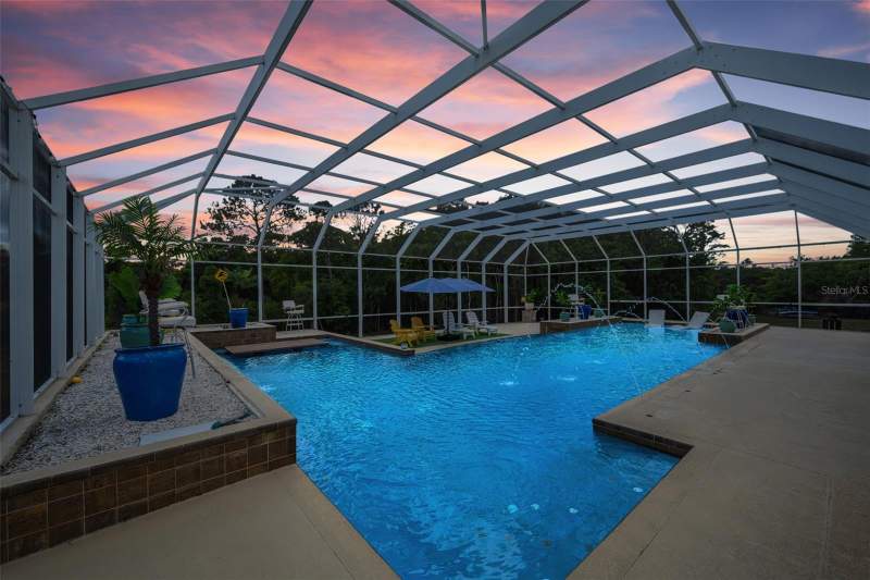 5 bedroom Single Family Residence at 11046 Lakeview Drive, Golden Acres Estates, New Port Richey — photo 3