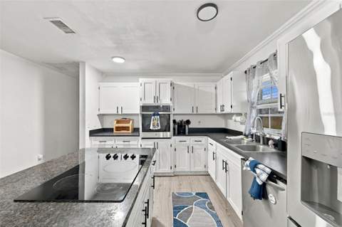 9124 Carey Road, Lithia FL - photo 12 of 60