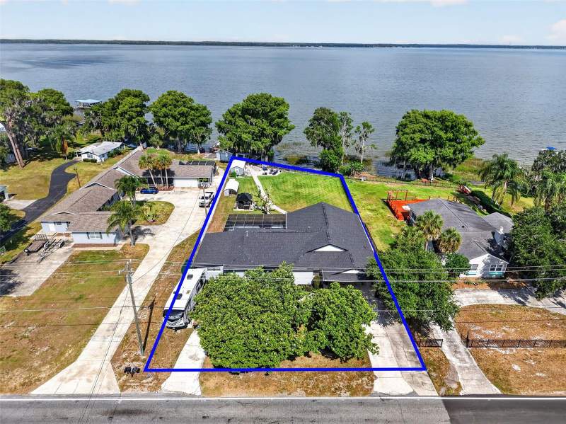 4 bedroom Single Family Residence at 32739 Lake Eustis Drive, Hardens, Tavares — photo 3