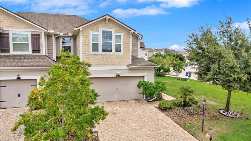 3 bedroom Townhouse at 12220 Trailhead Drive, Harmony At Lakewood Ranch Ph I, Bradenton — photo 4