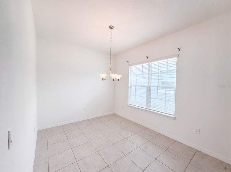 4 bedroom Single Family Residence at 1572 Astoria Arbor Lane, Arbors/Mdw Woods, Orlando — photo 5