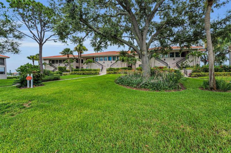 2 bedroom Condominium at 1813 Mariner Drive #146, Tarpon Cove Condo, Tarpon Springs — photo 2