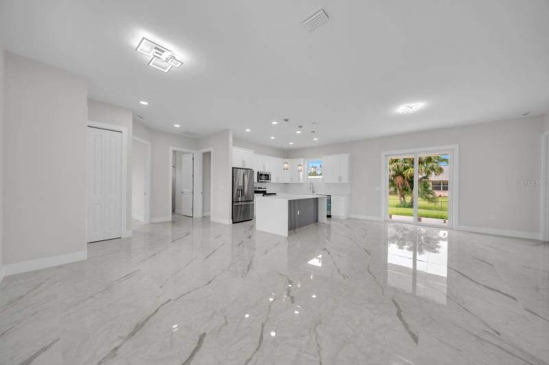 3 bedroom Single Family Residence at 2715 10th Street, Lehigh Acres, Lehigh Acres — photo 5