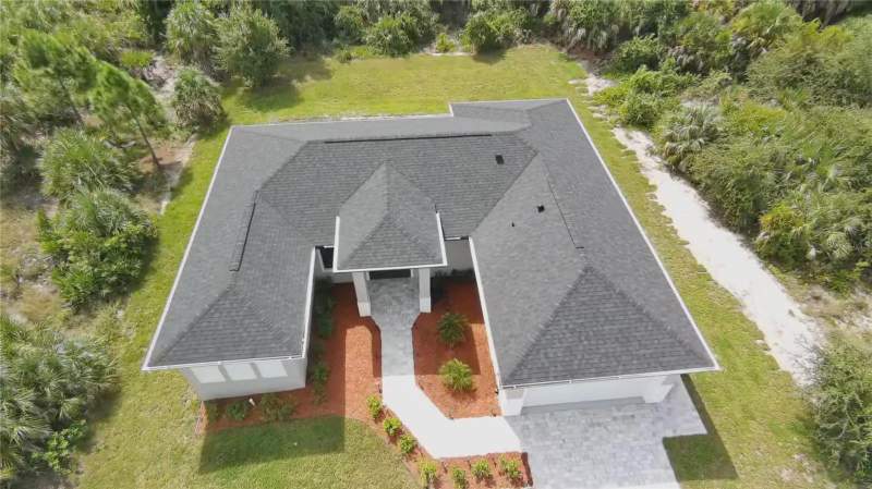 3 bedroom Single Family Residence at 14265 Fort Myers Avenue, Port Charlotte Sec 87, Port Charlotte — photo 3