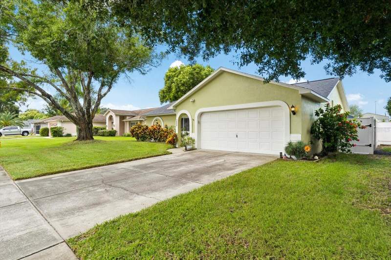 2 bedroom Single Family Residence at 7409 Fairwood Avenue, Woodridge Estates A Sub, New Port Richey — photo 3