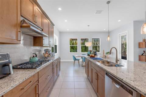 15161 Canoe Place, Winter Garden FL - photo 14 of 67