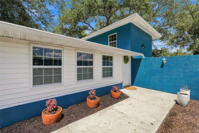 4 bedroom Single Family Residence at 4720 Welch Causeway, Edgewater Estates, St Petersburg — photo 5