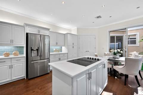 3488 Mistletoe Lane, Longboat Key FL - photo 17 of 81