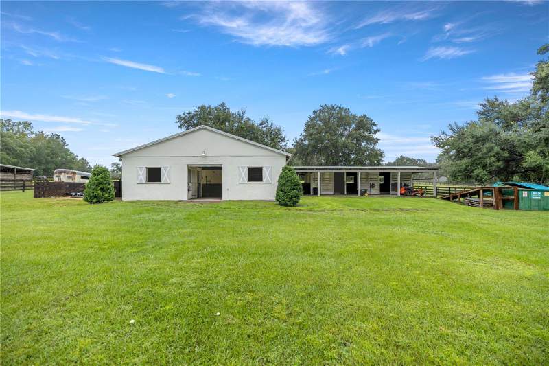 3 bedroom Single Family Residence at 11347 NW 160th Street, Long Pond Plantation, Reddick — photo 2