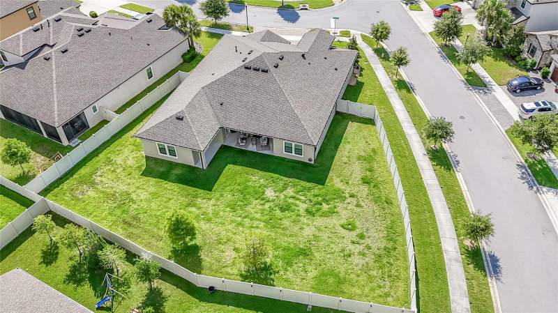 4 bedroom Single Family Residence at 8687 Birchleaf Court, Connerton Village, Land O Lakes — photo 3