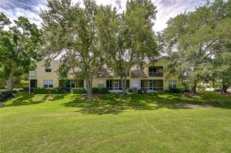 4 bedroom Townhouse at 1050 Starkey Road #2105, Willow Greens, Largo — photo 5