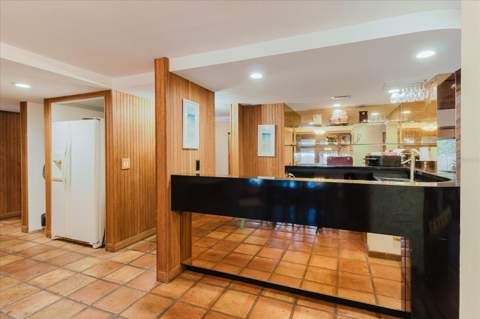 4404 Old Orchard Drive, Tampa FL - photo 16 of 89