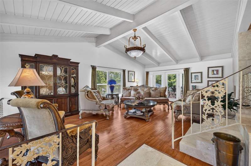 5 bedroom Single Family Residence at 624 TUSCARORA TRAIL, DOMMERICH HILLS, MAITLAND — photo 4