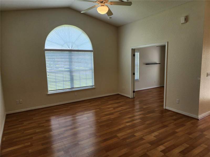 2 bedroom Townhouse at 2301 SE 19th Circle, Woodland Villages Twnhms, Ocala — photo 3