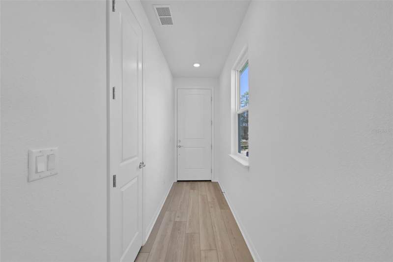 4 bedroom Single Family Residence at 343 Fishtail Place, Seminole Palms, Palm Coast — photo 5