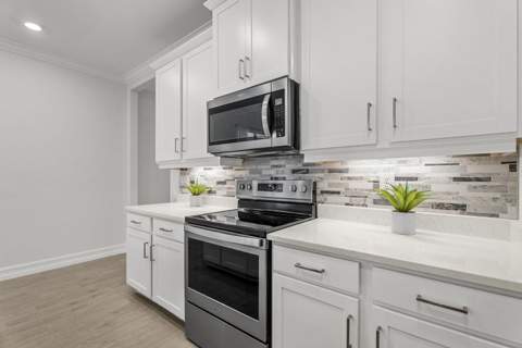 216 Soliera Street, Nokomis FL - photo 10 of 48