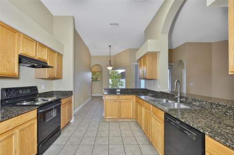 11813 Stonewood Gate Drive, Riverview FL - photo 20 of 45