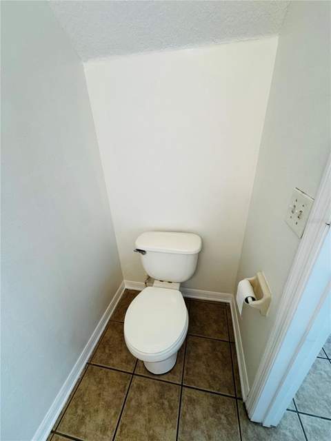 890 McInnis Court, Kissimmee FL - photo 8 of 30