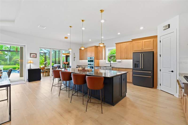 3 bedroom Single Family Residence at 11224 Seasons Way, Esplanade North At Artisan Lakes Subph I, Palmetto — photo 5