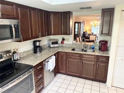 2297 Lark Circle #C, Palm Harbor FL - photo 6 of 6