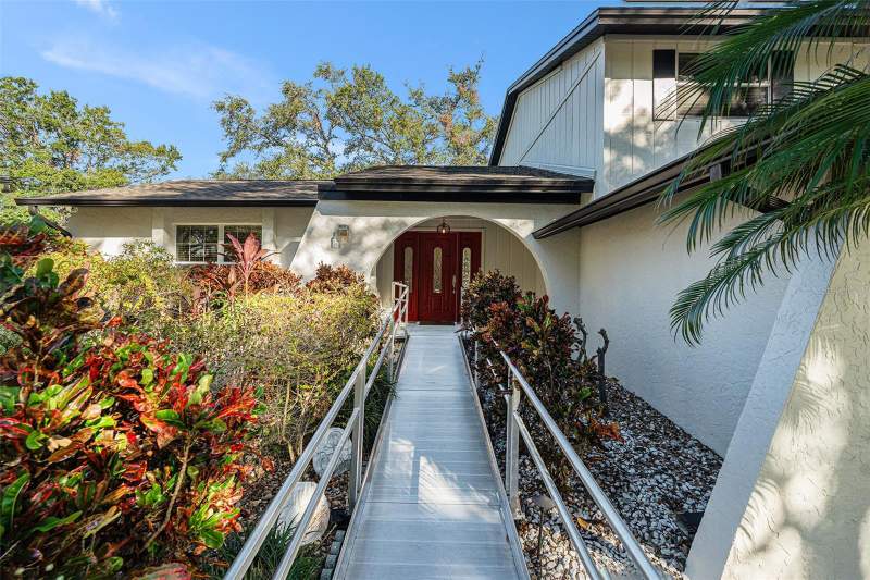 3 bedroom Single Family Residence at 4611 Landscape Drive, Northdale Golf Clb Sec D Un 1, Tampa — photo 5