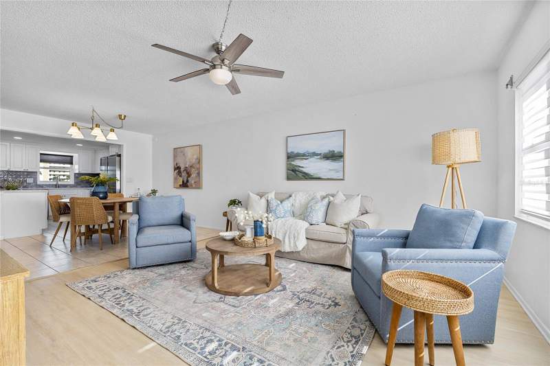 2 bedroom Condominium at 4775 Cove Circle #203, Continental Towers Condo, St Petersburg — photo 2
