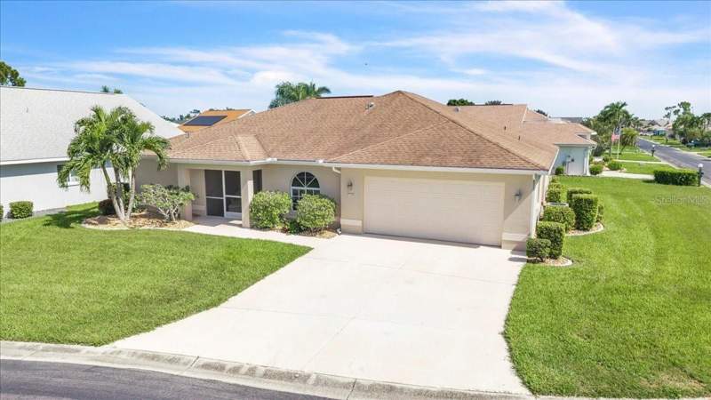 3 bedroom Single Family Residence at 3455 Sabal Springs Boulevard, Sabal Spgs Golf & Racquet Club, North Fort Myers — photo 2