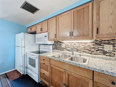 2349 Hama Drive, Holiday FL - photo 13 of 38