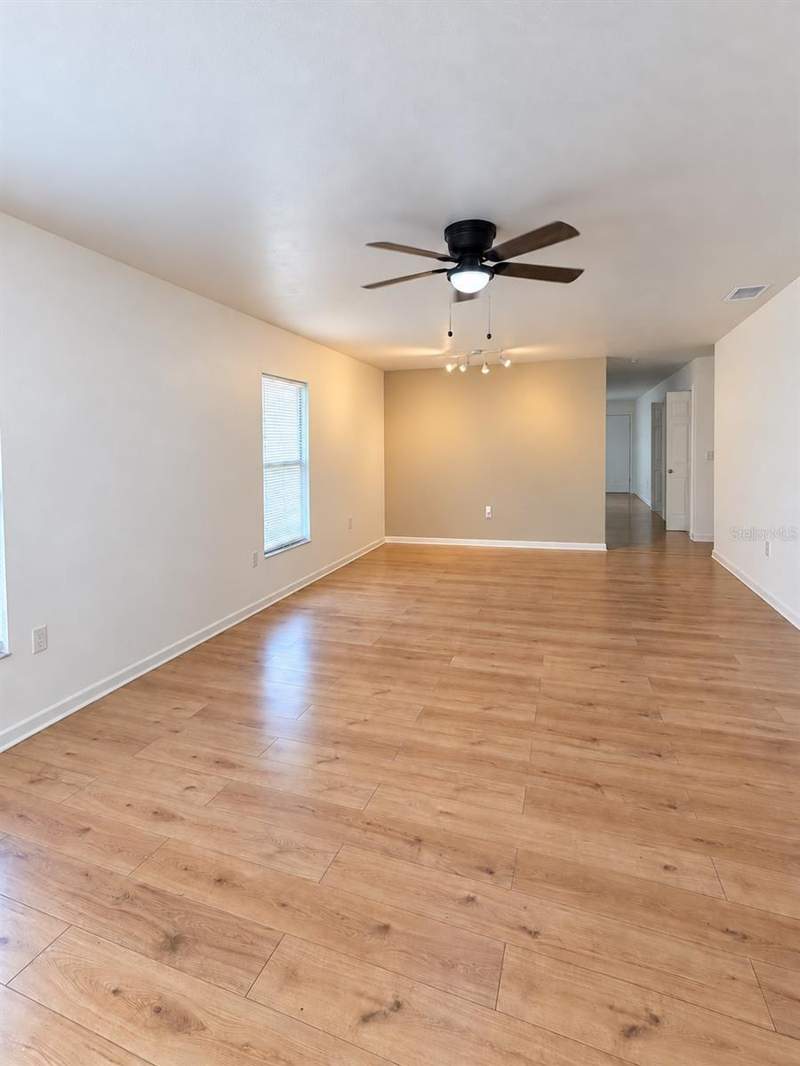 2 bedroom Single Family Residence at 86 Lake Daisy Boulevard, Lake Daisywood, Winter Haven — photo 2