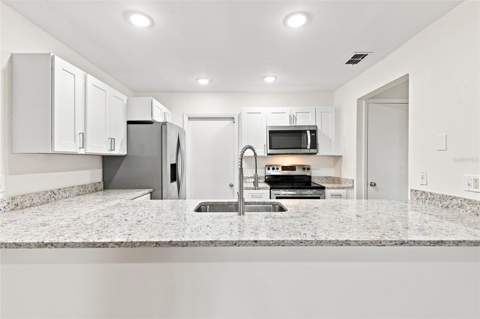 5967 Fish Court, Orlando FL - photo 8 of 28