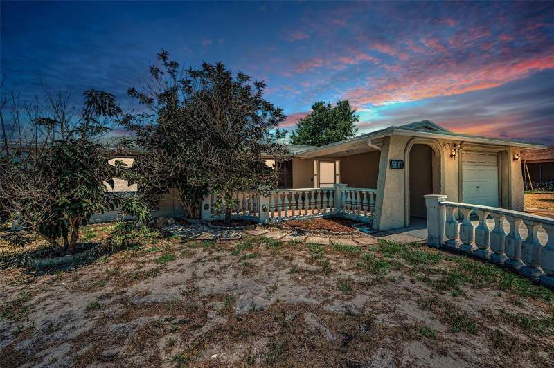 3 bedroom Single Family Residence at 5817 10th Avenue, Holiday Gardens Estates, New Port Richey — photo 2