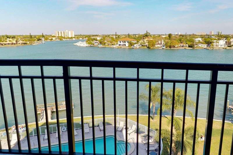 2 bedroom Condo - Hotel at 10315 Gulf Boulevard #409, Palms Of Treasure Island Condo, Treasure Island — photo 4