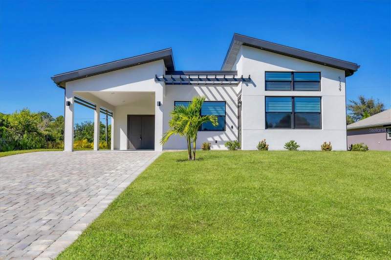 3 bedroom Single Family Residence at 5339 Gulfport Terrace, Port Charlotte Sec 053, Port Charlotte — photo 3