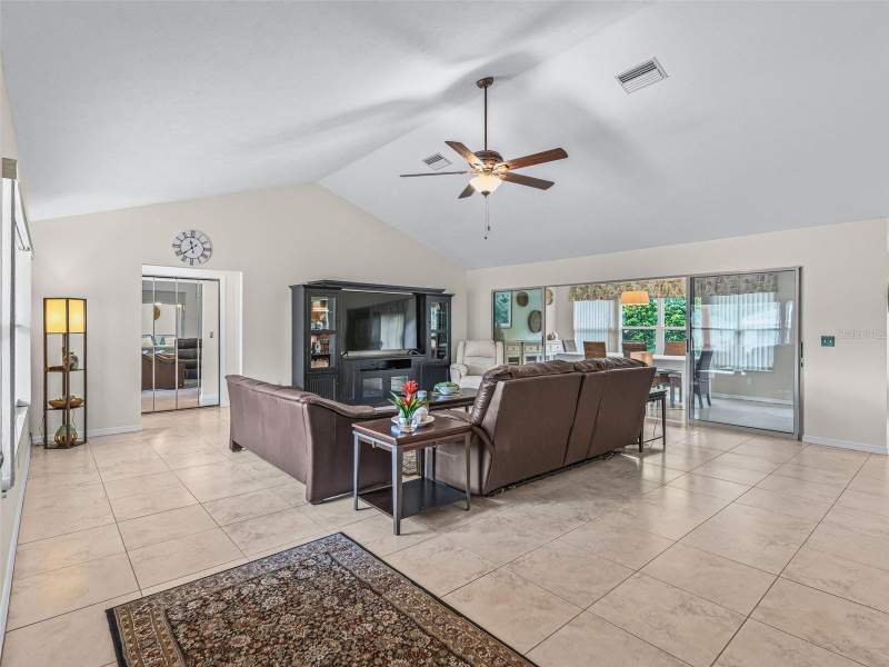 3 bedroom Single Family Residence at 11299 SE 175th Lane, Stonecrest, Summerfield — photo 3
