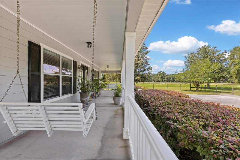4 bedroom Single Family Residence at 9897 NW 160 Avenue, Not In Subdivision, Morriston — photo 4
