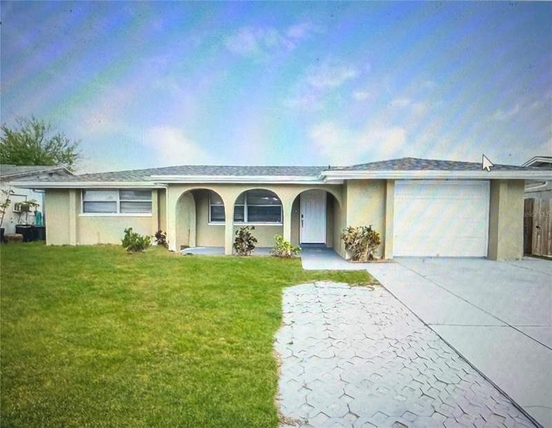 7405 OAKSHIRE DRIVE home for sale in Embassy Hills