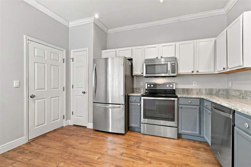 2 bedroom Townhouse at 11232 Windsor Place Circle, Windsor Place At Citrus Park P, Tampa — photo 3